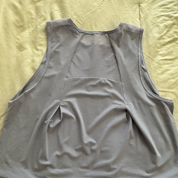 Lululemon size 12 blouse - Picture 6 of 7